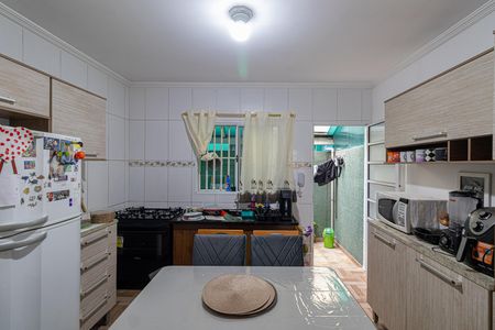Casa de condomínio à venda com 52m², 2 quartos e 1 vaga Casa de condomínio à venda com 52m², 2 quartos e 1 vagaSala e Cozinha