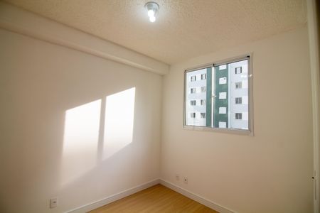 Quarto 2 de apartamento para alugar com 2 quartos, 36m² em Jardim São Luís, São Paulo