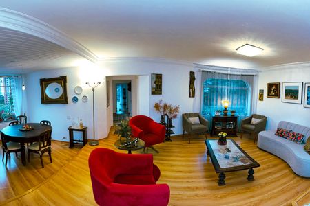Apartamento à venda com 130m², 4 quartos e 2 vagas