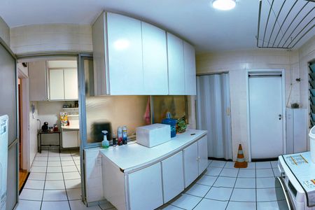 Apartamento à venda com 130m², 4 quartos e 2 vagas