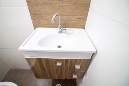 Casa para alugar com 120m², 2 quartos e 2 vagas Casa para alugar com 120m², 2 quartos e 2 vagasLavabo 1
