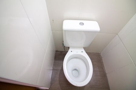 Casa para alugar com 120m², 2 quartos e 2 vagas Casa para alugar com 120m², 2 quartos e 2 vagasLavabo 1