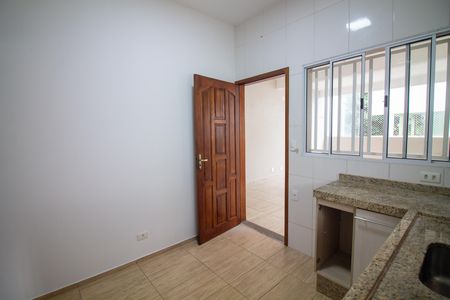 Cozinha de casa para alugar com 2 quartos, 120m² em Vila Fazzeoni, São Paulo