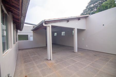 Casa para alugar com 120m², 2 quartos e 2 vagas Casa para alugar com 120m², 2 quartos e 2 vagasSalão de Festas