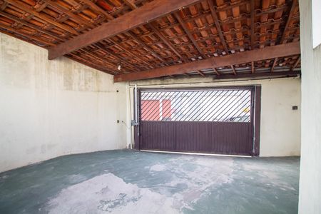 Garagem de casa para alugar com 2 quartos, 120m² em Vila Fazzeoni, São Paulo
