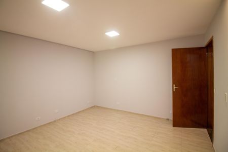 Casa para alugar com 120m², 2 quartos e 2 vagas Casa para alugar com 120m², 2 quartos e 2 vagasQuarto 2