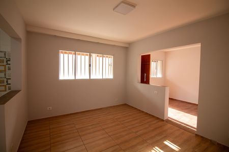 Sala de Jantar de casa para alugar com 2 quartos, 120m² em Vila Fazzeoni, São Paulo