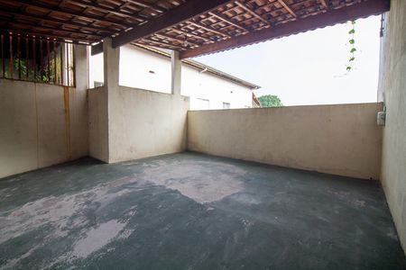 Casa para alugar com 120m², 2 quartos e 2 vagas Casa para alugar com 120m², 2 quartos e 2 vagasGaragem