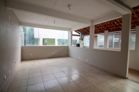 Casa para alugar com 120m², 2 quartos e 2 vagas Casa para alugar com 120m², 2 quartos e 2 vagasQuintal de Serviço