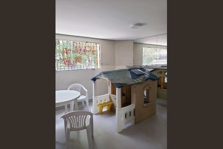 Apartamento para alugar com 75m², 2 quartos e 1 vaga
