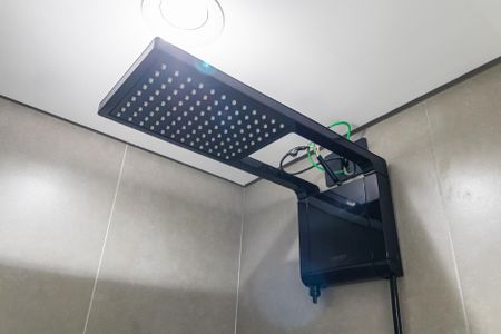 Apartamento à venda com 57m², 2 quartos e 1 vaga Apartamento à venda com 57m², 2 quartos e 1 vagaBanheiro Social