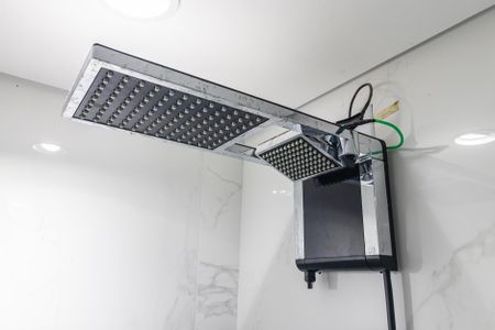 Banheiro da Suíte de apartamento à venda com 2 quartos, 57m² em Vila Sao Luiz (valparaizo), Barueri