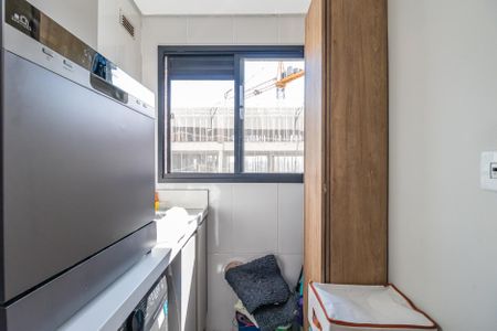 Apartamento à venda com 57m², 2 quartos e 1 vaga Apartamento à venda com 57m², 2 quartos e 1 vagaÁrea de Serviço