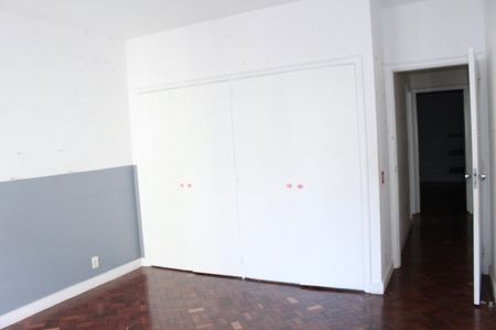 Apartamento para alugar com 130m², 3 quartos e 1 vagaQuarto