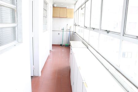 Apartamento para alugar com 130m², 3 quartos e 1 vagaÁrea de serviço