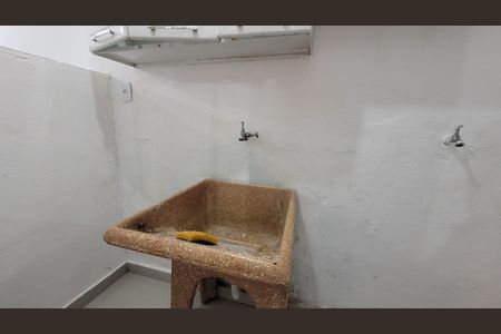 Casa para alugar com 95m², 2 quartos e sem vagaÁrea de Serviço 01