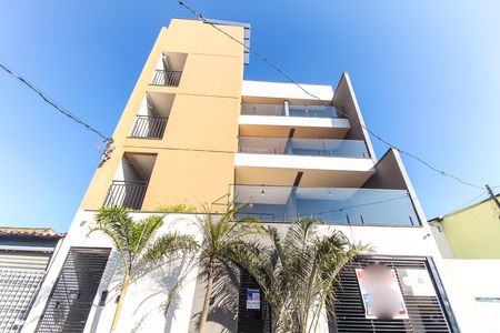 Fachada + Placa de apartamento para alugar com 2 quartos, 40m² em Jardim Casa Pintada, São Paulo