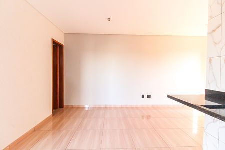 Apartamento para alugar com 40m², 2 quartos e sem vaga Apartamento para alugar com 40m², 2 quartos e sem vagaSala/Cozinha