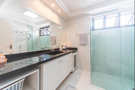 Banheiro  de apartamento para alugar com 4 quartos, 178m² em Vila Valparaíso, Santo André