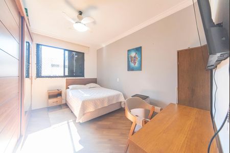 Quarto 2 de apartamento para alugar com 4 quartos, 178m² em Vila Valparaíso, Santo André