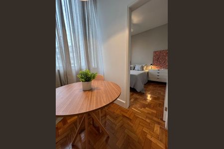 Apartamento à venda com 48m², 1 quarto e sem vaga