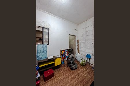 Quarto de Serviço de casa para alugar com 3 quartos, 80m² em Vila Invernada, São Paulo