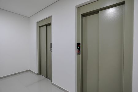 Apartamento para alugar com 54m², 1 quarto e 1 vaga Apartamento para alugar com 54m², 1 quarto e 1 vagaElevador