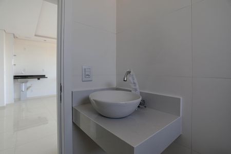 Banheiro de apartamento para alugar com 1 quarto, 54m² em Vila Oliveira, Mogi das Cruzes