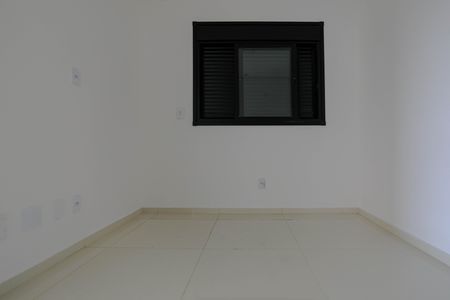Quarto 1 de apartamento para alugar com 1 quarto, 54m² em Vila Oliveira, Mogi das Cruzes