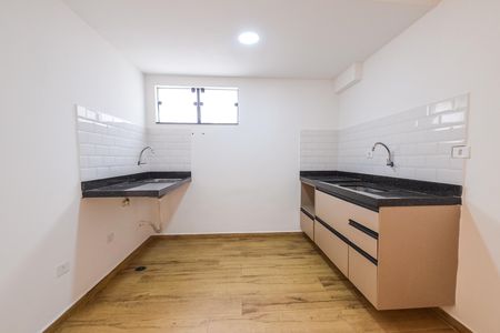Cozinha de apartamento para alugar com 1 quarto, 37m² em Mirandópolis, São Paulo
