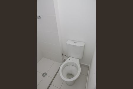 Apartamento para alugar com 34m², 2 quartos e sem vaga Apartamento para alugar com 34m², 2 quartos e sem vagaBanheiro