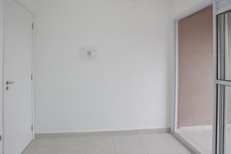 Apartamento para alugar com 34m², 2 quartos e sem vaga Apartamento para alugar com 34m², 2 quartos e sem vagaSala e Sacada