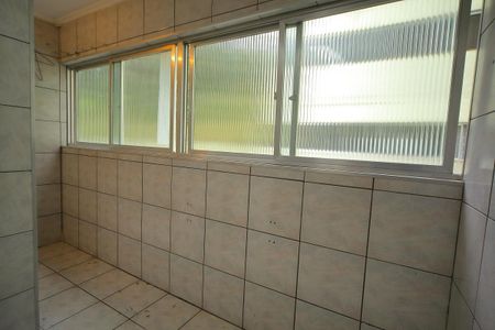 Apartamento para alugar com 84m², 2 quartos e 1 vagaÁrea de Serviço/cozinha- Janelas 
