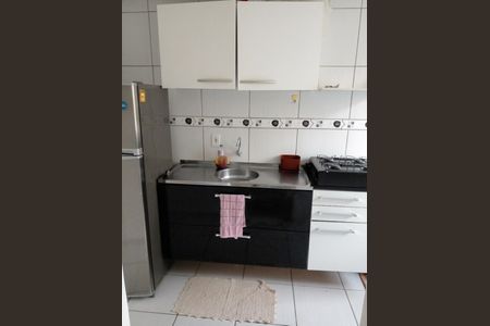 Cozinha de apartamento para alugar com 1 quarto, 37m² em Menino Deus, Porto Alegre