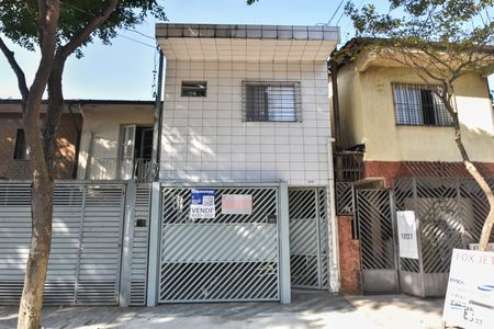 Fachada de casa à venda com 3 quartos, 132m² em Ipiranga, São Paulo