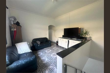 Casa à venda com 3 quartos, 225m² em Jardim Rosana, São Paulo