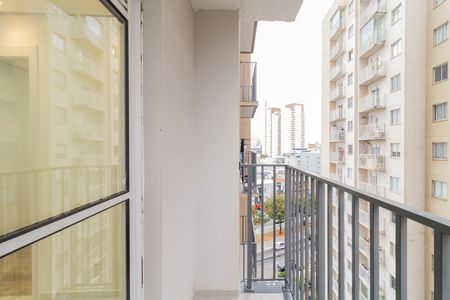 Apartamento para alugar com 37m², 2 quartos e sem vaga Apartamento para alugar com 37m², 2 quartos e sem vagaVaranda