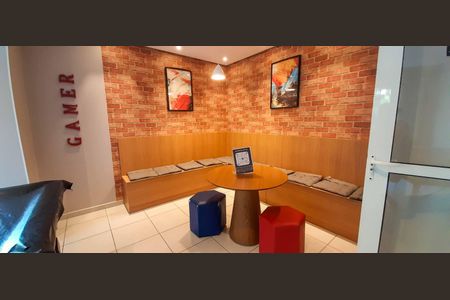 Sala de Gamers de apartamento para alugar com 2 quartos, 45m² em Aliança, Osasco