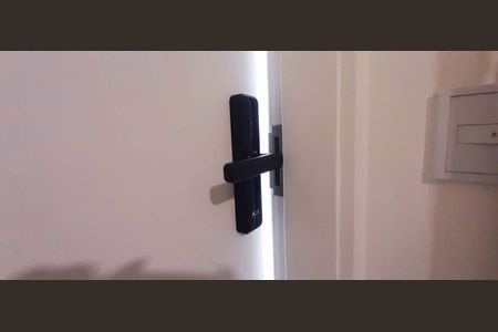 Apartamento para alugar com 45m², 2 quartos e 1 vaga Apartamento para alugar com 45m², 2 quartos e 1 vagaFechadura Eletrônica