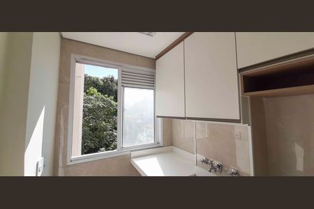 Área de Serviço de apartamento para alugar com 2 quartos, 45m² em Aliança, Osasco