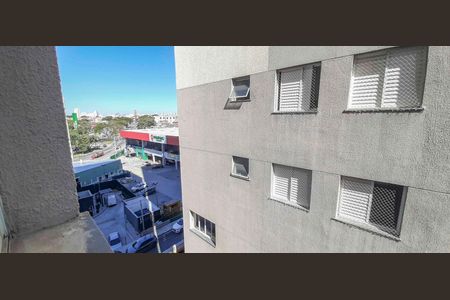 Vista do Quarto 2 de apartamento para alugar com 2 quartos, 45m² em Aliança, Osasco