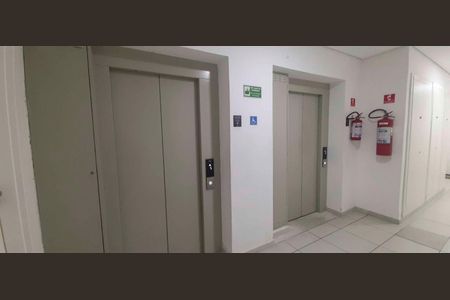 Apartamento para alugar com 45m², 2 quartos e 1 vaga Apartamento para alugar com 45m², 2 quartos e 1 vagaElevadores