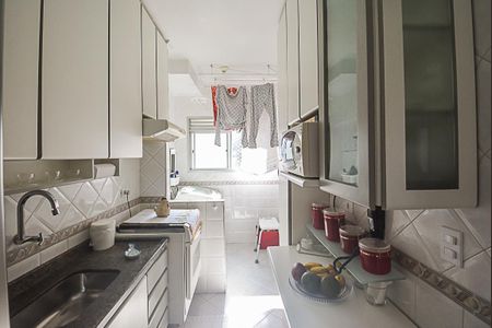 Apartamento à venda com 70m², 3 quartos e 1 vaga Apartamento à venda com 70m², 3 quartos e 1 vagaCozinha