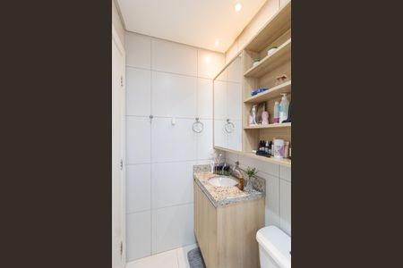 Banheiro da Suíte de apartamento à venda com 3 quartos, 68m² em Vila Campesina, Osasco