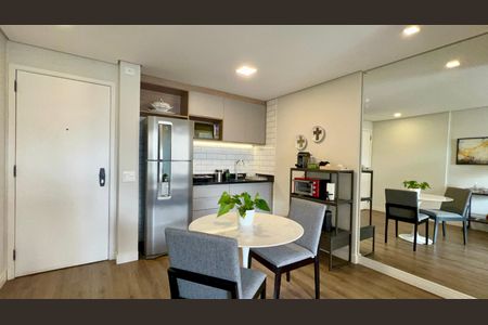 Apartamento à venda com 43m², 1 quarto e 1 vaga Apartamento à venda com 43m², 1 quarto e 1 vagaSala de Jantar