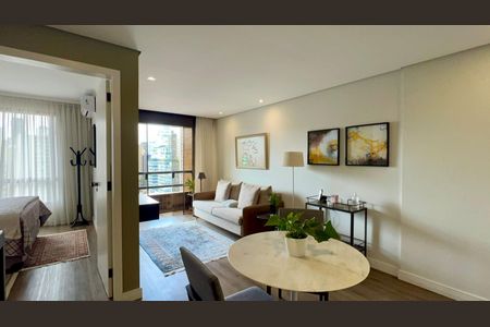Apartamento à venda com 43m², 1 quarto e 1 vaga Apartamento à venda com 43m², 1 quarto e 1 vagaSala de Jantar