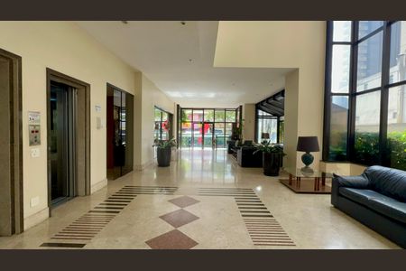 Hall de entrada de apartamento à venda com 1 quarto, 43m² em Pinheiros, São Paulo