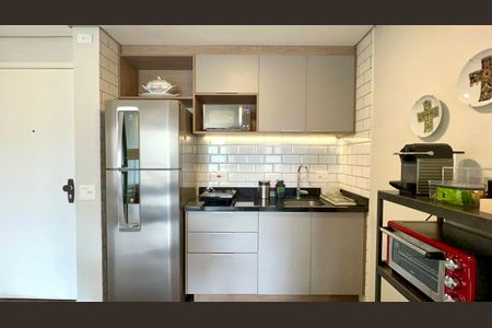 Cozinha de apartamento à venda com 1 quarto, 43m² em Pinheiros, São Paulo