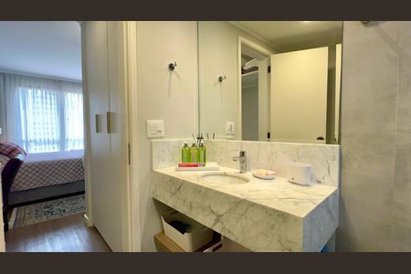 Banheiro da Suíte de apartamento à venda com 1 quarto, 43m² em Pinheiros, São Paulo