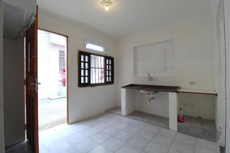 Casa de condomínio para alugar com 70m², 1 quarto e sem vagaCozinha